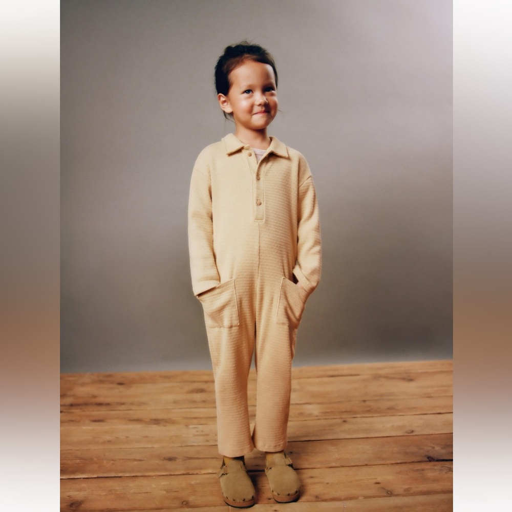 Zara Textured Knit Utility Suit 3-4 Years 🌻🌼